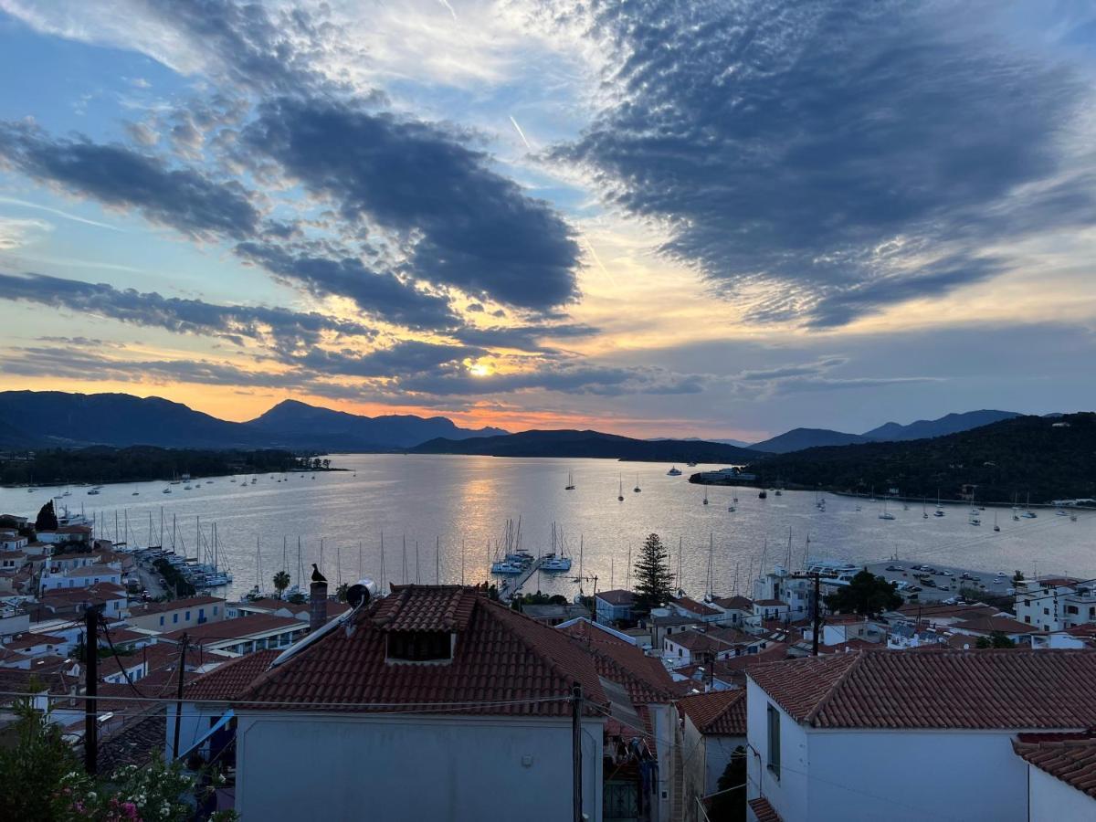 Summer Dream Poros Town Buitenkant foto